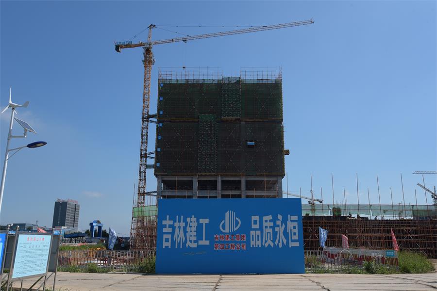 項(xiàng)目全景.JPG
